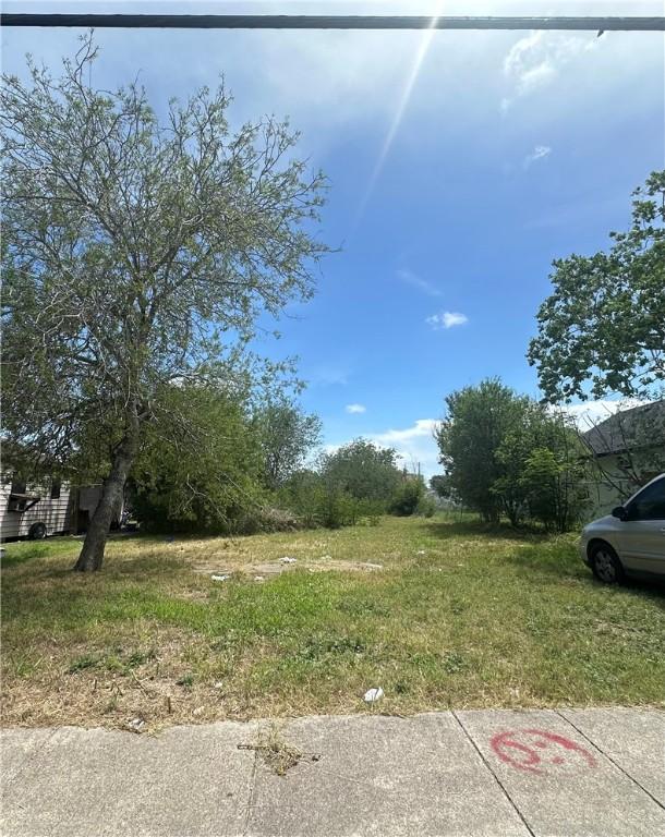 219 Blevins St, Corpus Christi, TX 78415 - photo 7