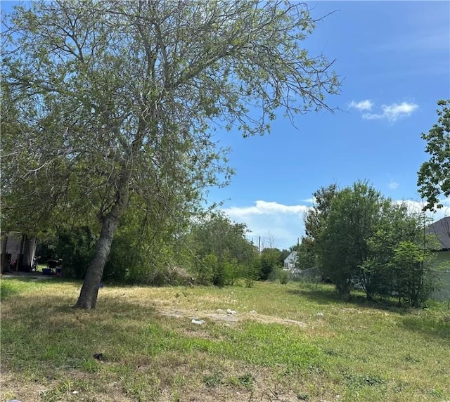 219 Blevins St, Corpus Christi, TX 78415 - photo 1