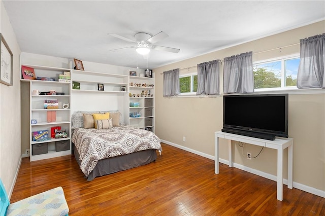 2641 Linn, Corpus Christi, TX 78410 - bedroom with wood finished floors and ceiling fan