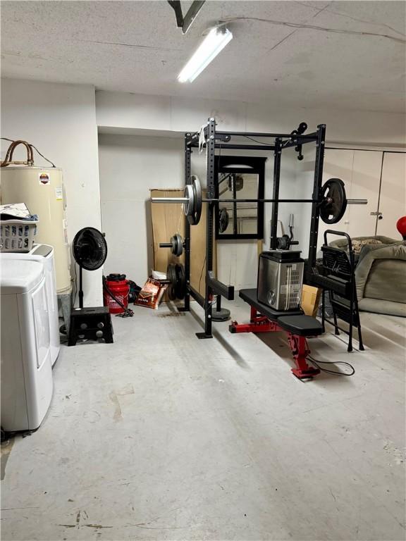11614 Coleta Creek Dr, Corpus Christi, TX 78410 - exercise room featuring washer and clothes dryer and water heater
