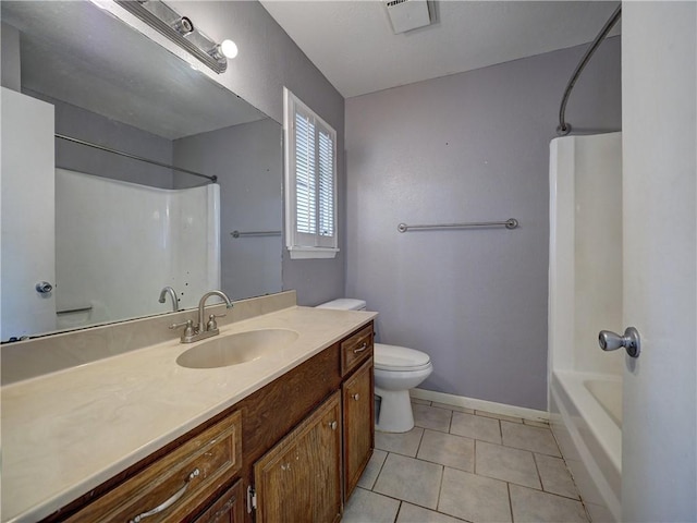 2100 Memorial Pkwy, Portland, TX 78374 - bathroom featuring toilet, tile patterned floors, vanity, baseboards, and shower / bath combination