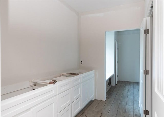 112 Shoalwater Way, Rockport, TX 78382 - bathroom with wood finished floors
