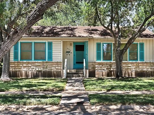 3937 Herndon St, Corpus Christi, TX 78411 - photo 2