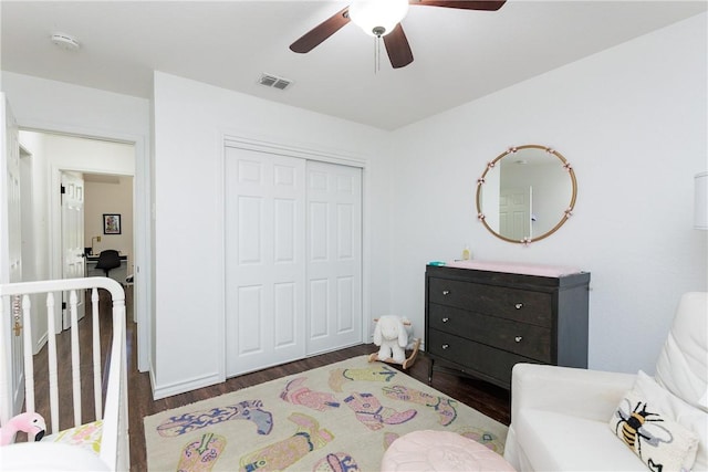 14605 Reagan Dr, Corpus Christi, TX 78410 - bedroom with wood finished floors, a closet, and ceiling fan