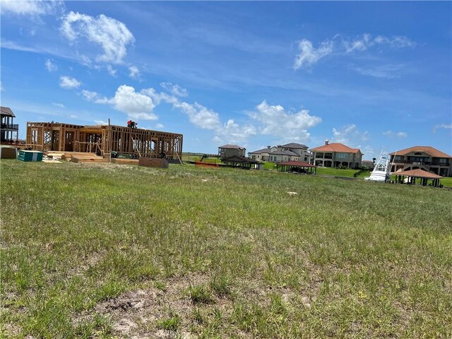 181 E Burgundy Bay Prt, Oconnor, TX 77982