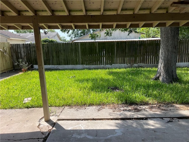 4006 Hurlwood, Corpus Christi, TX 78410 - view of yard featuring a patio