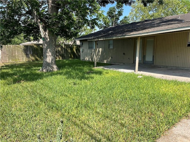 4006 Hurlwood, Corpus Christi, TX 78410 - view of yard with a patio area