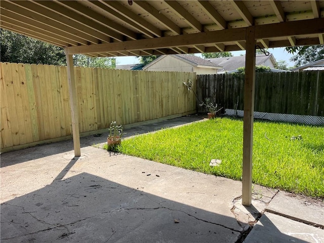 4006 Hurlwood, Corpus Christi, TX 78410 - view of yard featuring a patio area