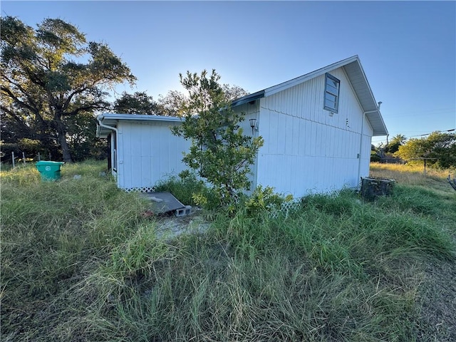 view of home's exterior