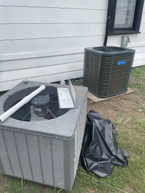 415 W King Ave, Kingsville, TX 78363 - exterior view of cooling unit