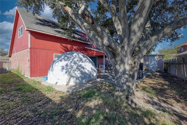 view of outbuilding