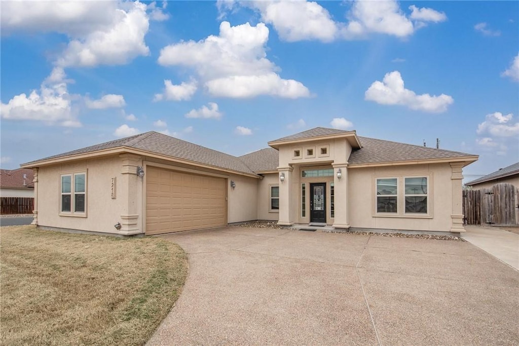 view of front facade with a garage