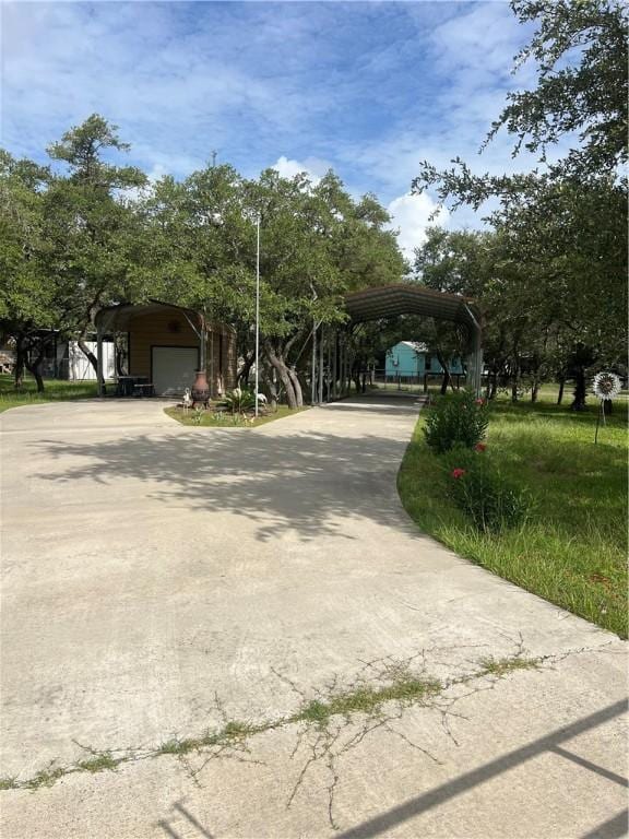 527 N Traylor Ave, Rockport, TX 78382 - photo 6