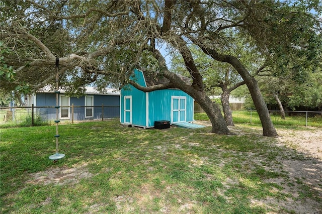 627 S Fuqua St, Rockport, TX 78382 - view of yard