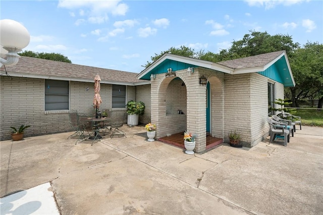 627 S Fuqua St, Rockport, TX 78382 - view of patio