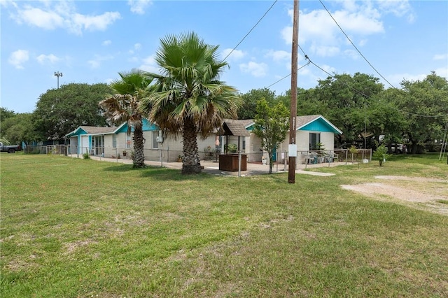 627 S Fuqua St, Rockport, TX 78382 - view of yard