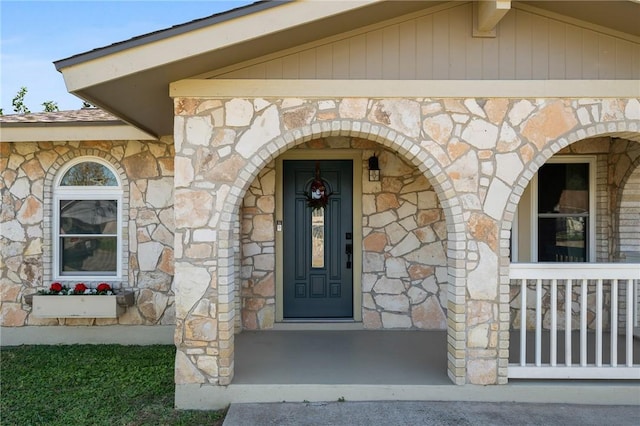 view of property entrance