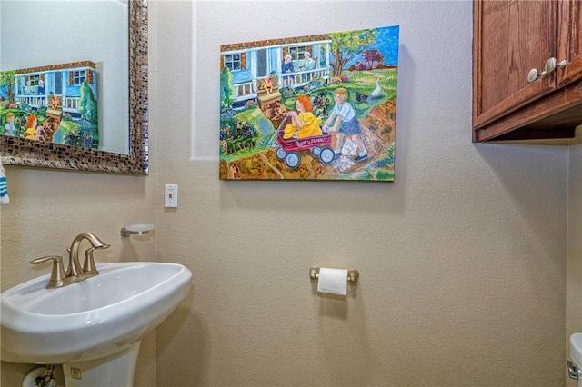 4522 Big Cyprus, Corpus Christi, TX 78410 - bathroom featuring a sink