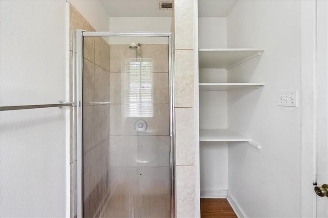 330 Ohio Ave, Corpus Christi, TX 78404 - bathroom featuring a stall shower