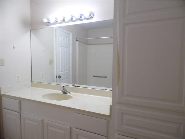 13656 Teague Ln Unit 33, Corpus Christi, TX 78410 - full bath featuring vanity and a shower