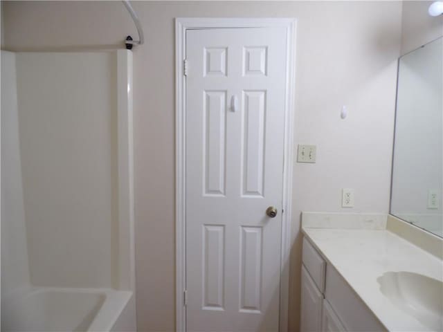 13656 Teague Ln Unit 33, Corpus Christi, TX 78410 - bathroom featuring vanity and shower / bathtub combination