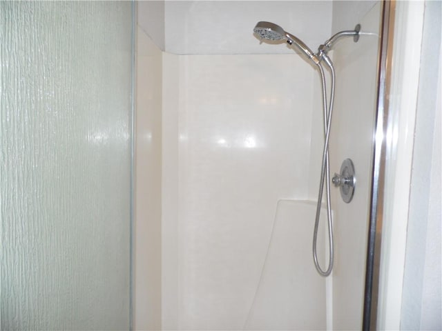 13656 Teague Ln Unit 33, Corpus Christi, TX 78410 - bathroom view of a stall shower