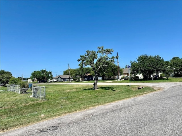 Listing photo 3 for 2713 El Paso Ave, Ingleside TX 78362