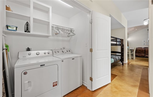 2212 State Highway 361, Port Aransas, TX 78373 - washroom featuring independent washer and dryer
