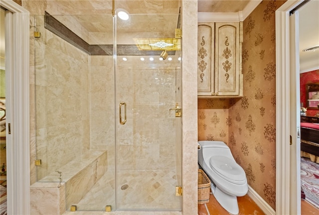 bathroom featuring toilet, wallpapered walls, baseboards, visible vents, and a stall shower
