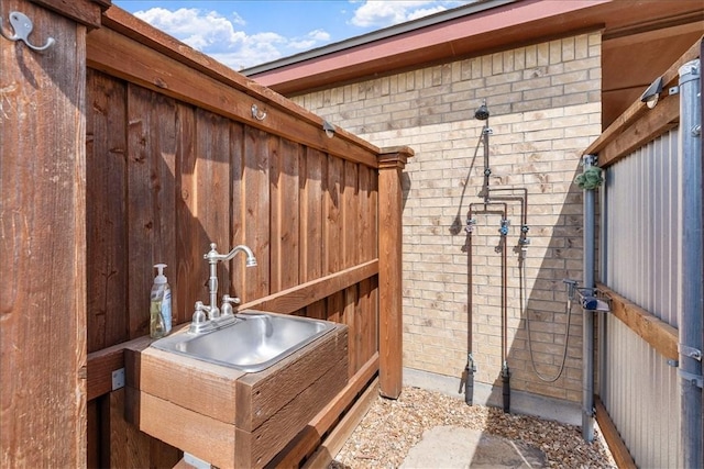 exterior space featuring a sink