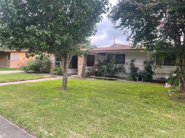 518 Dolphin Pl, Corpus Christi, TX 78411 - photo 3