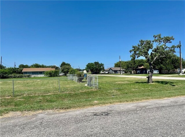 2713 El Paso Ave, Ingleside, TX 78362 - photo 4