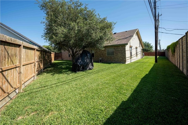 5422 Pressler Dr, Corpus Christi, TX 78413 - view of yard featuring a fenced backyard