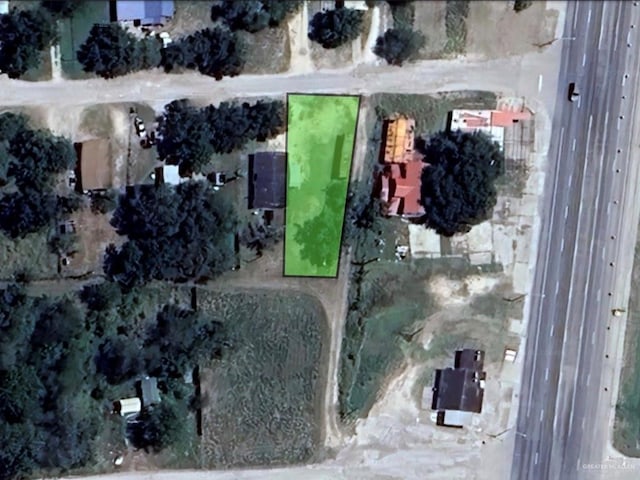 121 NW 6th St, Premont, TX 78375 - photo 2