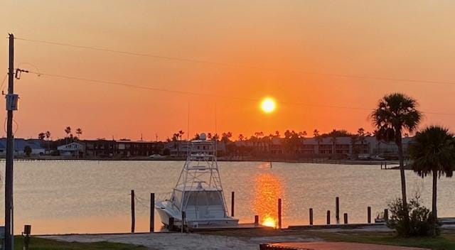 1811 Bay Shore Dr, Rockport, TX 78382 - water view featuring a boat dock