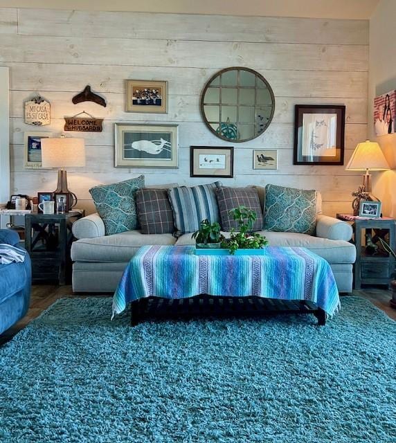 1811 Bay Shore Dr, Rockport, TX 78382 - living area with wood finished floors