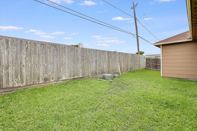 7237 Lake Tranquility Dr, Corpus Christi, TX 78414 - view of yard featuring a fenced backyard