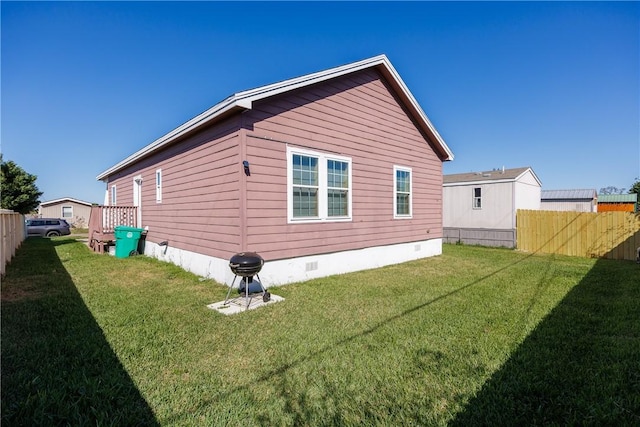 112 Tropical Breeze Ln, Aransas Pass, TX 78336 - rear view of property featuring crawl space
