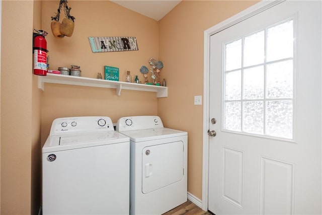 112 Tropical Breeze Ln, Aransas Pass, TX 78336 - washroom featuring washing machine and clothes dryer