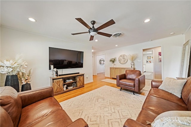 622 Bermuda Pl, Corpus Christi, TX 78411 - living room featuring ceiling fan, light wood-type flooring, ornamental molding, and recessed lighting