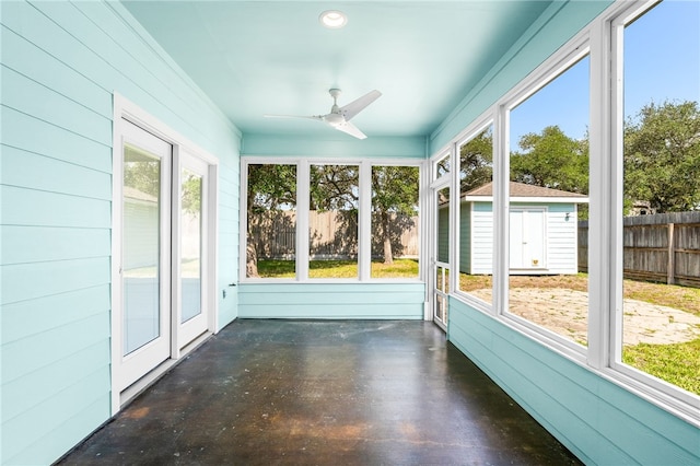 215 Sandollar Cir, Fulton, TX 78358 - unfurnished sunroom with a ceiling fan