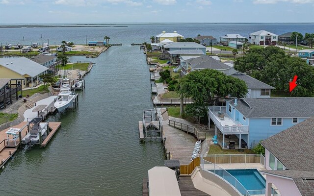 bird's eye view featuring a water view