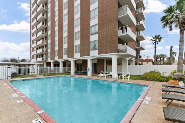 715 S Upper Broadway St Unit 1501, Corpus Christi, TX 78401 - view of community pool