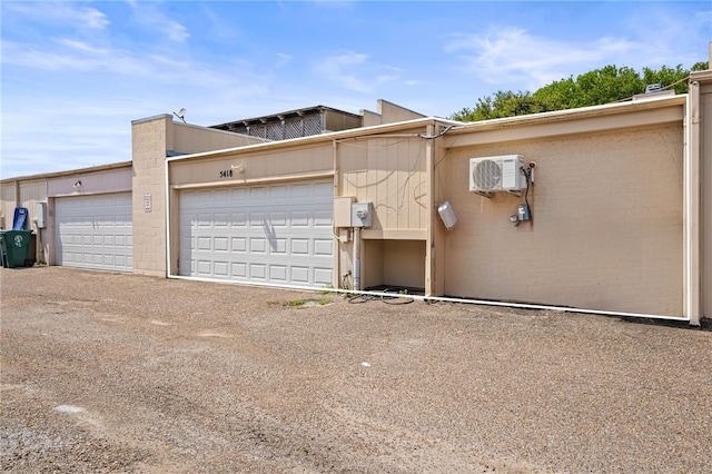 5418 Stonegate Way, Corpus Christi, TX 78411 - view of garage