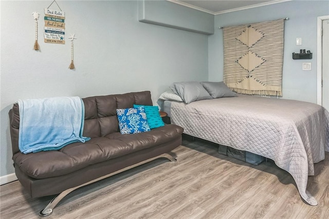 14300 S Padre Island Dr Unit 163, Corpus Christi, TX 78418 - bedroom featuring crown molding and wood finished floors