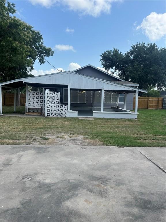 625 W Richard Ave, Kingsville, TX 78363 - photo 28
