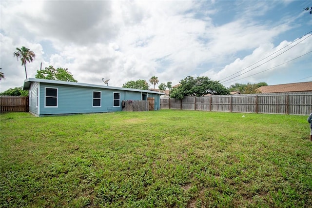 950 Susan Dr, Corpus Christi, TX 78412 - view of yard
