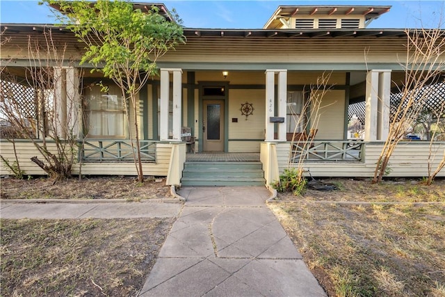 view of front of property with covered porch