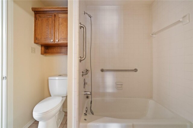 5305 Hunt Cir, Corpus Christi, TX 78413 - full bathroom with toilet and shower / washtub combination