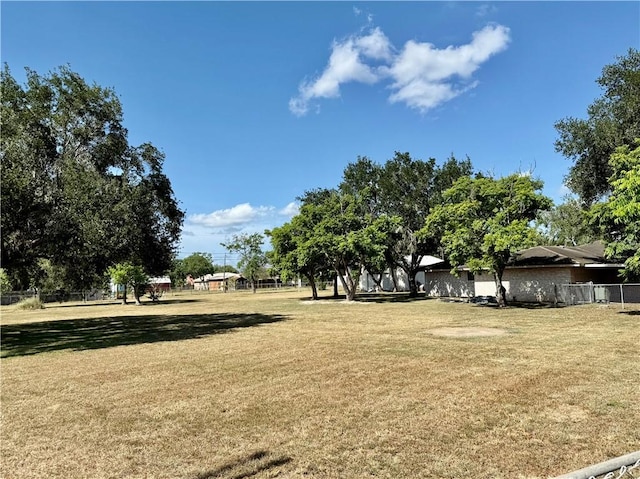 3962 Monta Dr, Robstown, TX 78380 - photo 26